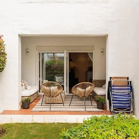 Precioso Bajo Recien Reformado Primera Linea Playa Apartment Estepona